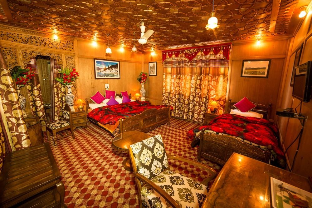 Aziz Palace Group Of Houseboats Срінагар Екстер'єр фото